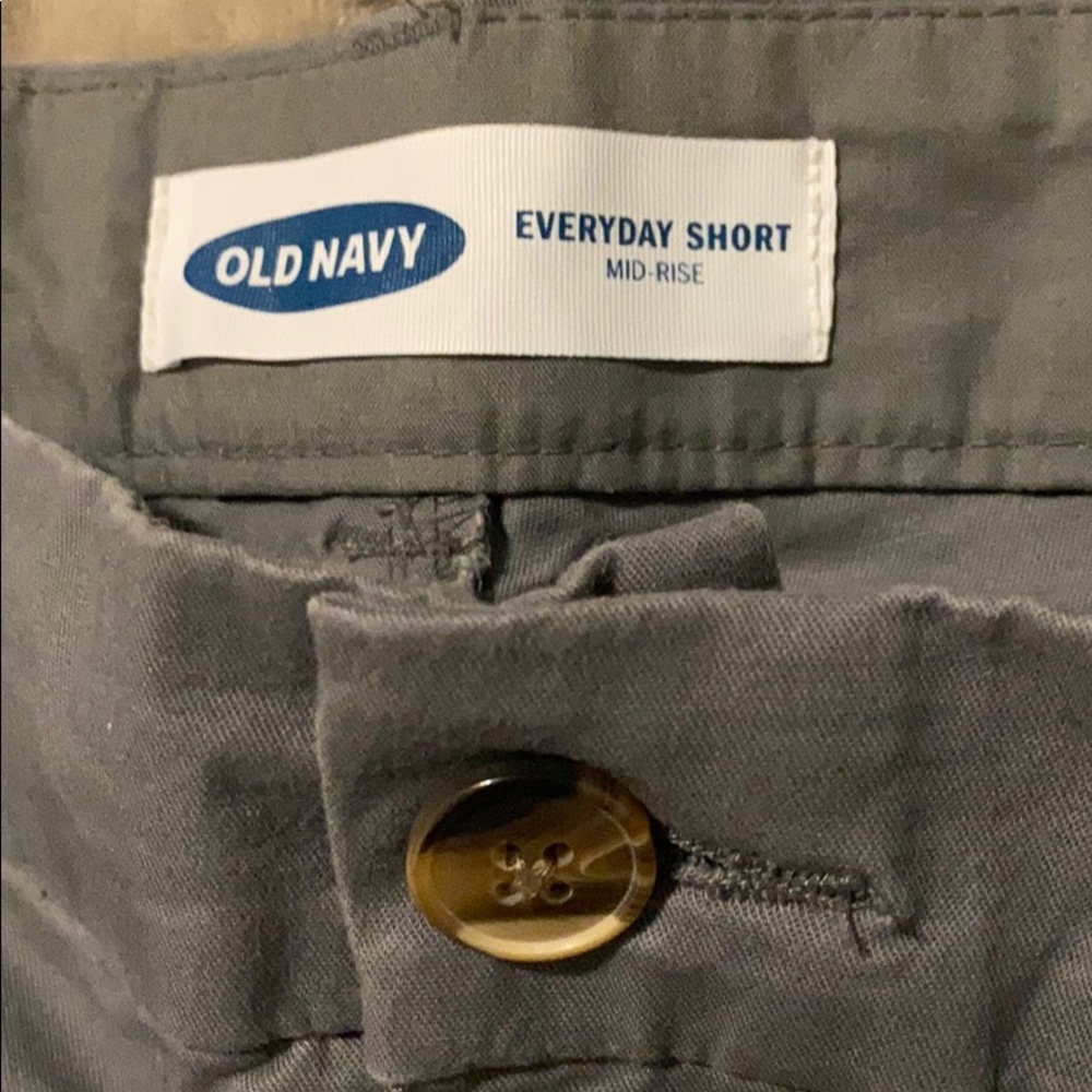 Women’s Shorts - Picture 2 of 6